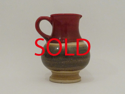 Nr. 1375
Fun 70s retro pitcher, brownish with dark red top

[b]Jasba, Spara or U Keramik[/b]

Model 1794/18

Good vintage condition, no damage

H 18 cm x W 15 cm x D 13 cm

12 euro

[url=https://kosai.be/gallery/contact.php?referer=index.php][img]https://kosai.be/gallery/varia/buy.jpg[/img][/url]


[img]https://www.kosai.be/images/1375.jpg[/img]


[img]https://www.kosai.be/images/1375_3lr.jpg[/img]


[img]https://www.kosai.be/images/1375_6lr.jpg[/img]


[img]https://www.kosai.be/images/1375_7lr.jpg[/img]


[img]https://www.kosai.be/images/1375_2lr.jpg[/img]


[url=https://kosai.be/gallery/contact.php?referer=index.php][img]https://kosai.be/gallery/varia/buy.jpg[/img][/url]


[url=https://kosai.be/gallery/displayimage.php?pid=69]Back to top[/url]
Keywords: Jasba