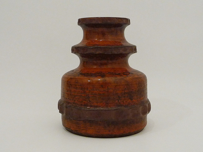 Nr. 2085
Sturdy seventies vase

Brown / orange with extending shaped edges

[b]Carstens Tönnieshof Germany[/b]

Model 7525-20

Good vintage condition, no damage

H 20 cm x W 18 cm

25 euro

[url=https://kosai.be/gallery/contact.php?referer=index.php][img]https://kosai.be/gallery/varia/buy.jpg[/img][/url]


[img]https://www.kosai.be/images/2085.jpg[/img]

[img]https://www.kosai.be/images/2085_4.jpg[/img]


[img]https://www.kosai.be/images/2085_5.jpg[/img]


[img]https://www.kosai.be/images/2085_6.jpg[/img]


[img]https://www.kosai.be/images/2085_2lr.jpg[/img]


[url=https://kosai.be/gallery/contact.php?referer=index.php][img]https://kosai.be/gallery/varia/buy.jpg[/img][/url]


[url=https://kosai.be/gallery/displayimage.php?pid=106]Back to top[/url]
Keywords: Carstens