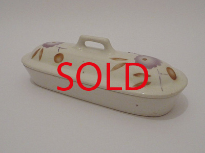 Nr. 0958
Art deco comb holder with airbrush decor

[b]AMC Belgium[/b]

Good vintage condition, no damage

H 8 cm x W 23,5 cm x D 9,2 cm

14 euro

[url=https://kosai.be/gallery/contact.php?referer=index.php][img]https://kosai.be/gallery/varia/buy.jpg[/img][/url]


[img]https://www.kosai.be/images/0958.jpg[/img]


[img]https://www.kosai.be/images/0958_4lr.jpg[/img]


[img]https://www.kosai.be/images/0958_5lr.jpg[/img]


[img]https://www.kosai.be/images/0958_6lr.jpg[/img]


[img]https://www.kosai.be/images/0958_7lr.jpg[/img]


[url=https://kosai.be/gallery/contact.php?referer=index.php][img]https://kosai.be/gallery/varia/buy.jpg[/img][/url]


[url=https://kosai.be/gallery/displayimage.php?pid=47]Back to top[/url]
Keywords: AMC