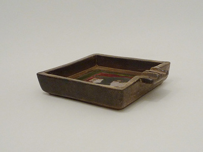 Nr. 1715
Square shaped ceramic 60s 70s ashtray

Brown base colour with a horse decor in the centre

[b]Studio pottery[/b]

Unmarked

Good vintage condition, 1 small chip

H 4 cm x W 16 cm

6 euro

[url=https://kosai.be/gallery/contact.php?referer=index.php][img]https://kosai.be/gallery/varia/buy.jpg[/img][/url]


[img]https://www.kosai.be/images/1715.jpg[/img]


[img]https://www.kosai.be/images/1715_3.jpg[/img]


[img]https://www.kosai.be/images/1715_5.jpg[/img]


[img]https://www.kosai.be/images/1715_6.jpg[/img]


[img]https://www.kosai.be/images/1715_7.jpg[/img]


[url=https://kosai.be/gallery/contact.php?referer=index.php][img]https://kosai.be/gallery/varia/buy.jpg[/img][/url]


[url=https://kosai.be/gallery/displayimage.php?pid=83]Back to top[/url]
Keywords: Others