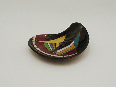 Nr. 2792
Kidney shaped 50s 60s wall plate

Black glazed with multiple coloured decor

[b]Iteramos or Keramos[/b]

Handpainted, signed B

Model 1851

20 euro

[url=https://kosai.be/gallery/contact.php?referer=index.php][img]https://kosai.be/gallery/varia/buy.jpg[/img][/url]

[img]https://www.kosai.be/images/2792.jpg[/img]


[img]https://www.kosai.be/images/2792_4.jpg[/img]


[img]https://www.kosai.be/images/2792_5.jpg[/img]


[img]https://www.kosai.be/images/2792_6.jpg[/img]


[img]https://www.kosai.be/images/2792_2lr.jpg[/img]


[url=https://kosai.be/gallery/contact.php?referer=index.php][img]https://kosai.be/gallery/varia/buy.jpg[/img][/url]


[url=https://kosai.be/gallery/displayimage.php?pid=147]Back to top[/url]
Keywords: Others